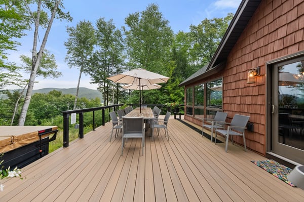 33 Indian Point Road, Hebron, NH