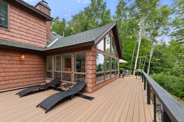 33 Indian Point Road, Hebron, NH