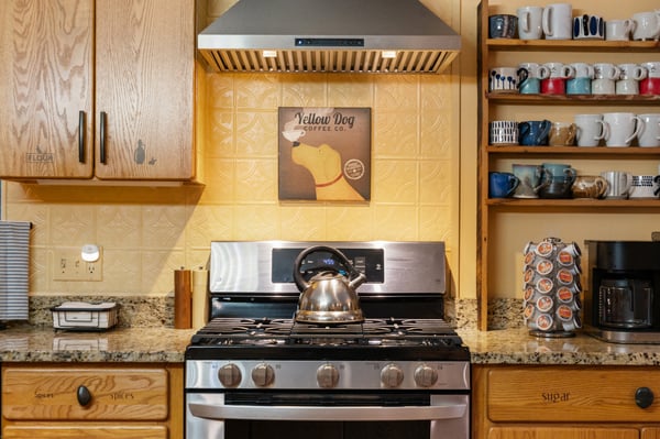 33 Indian Point Road, Hebron, NH