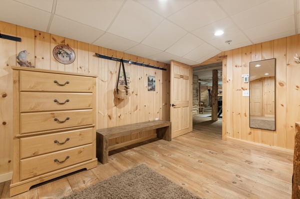 33 Indian Point Road, Hebron, NH