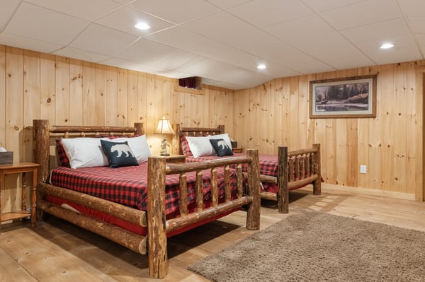 33 Indian Point Road, Hebron, NH