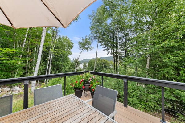 33 Indian Point Road, Hebron, NH