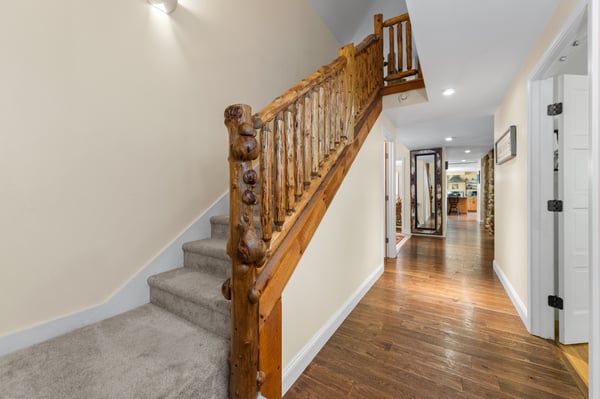 33 Indian Point Road, Hebron, NH