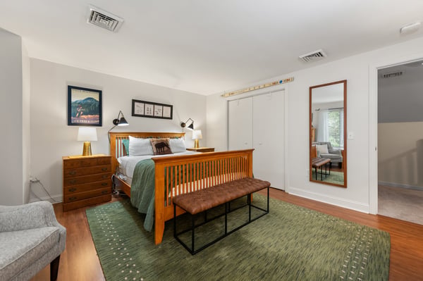 33 Indian Point Road, Hebron, NH