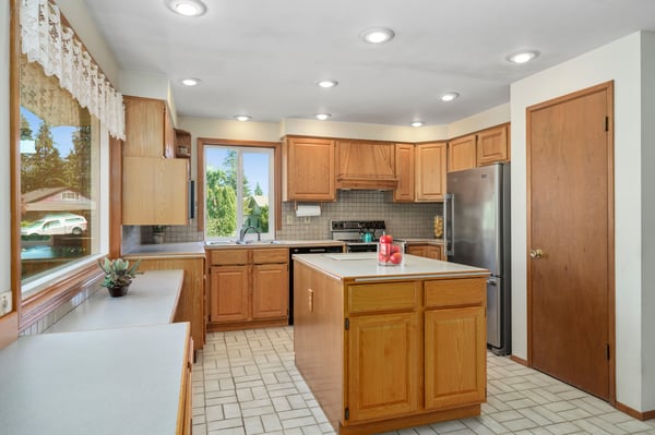 11814 NE 138th St, Kirkland, WA