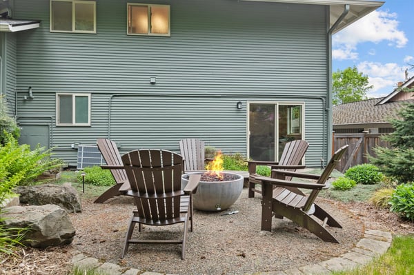 17013 NE 18th St, Bellevue, WA