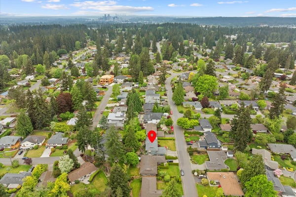 17013 NE 18th St, Bellevue, WA