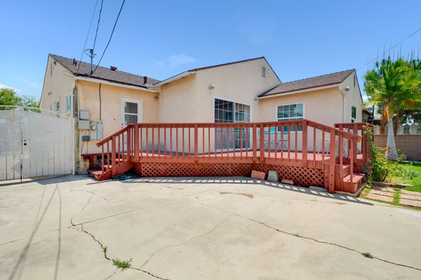 2549 Bomberry St, Lakewood, CA