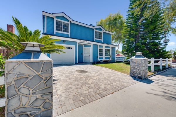 3304 Lewis Ave, Signal Hill, CA