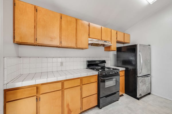 3304 Lewis Ave, Signal Hill, CA