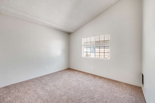 3304 Lewis Ave, Signal Hill, CA