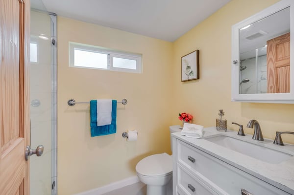 5949 Autry Ave, Lakewood, CA