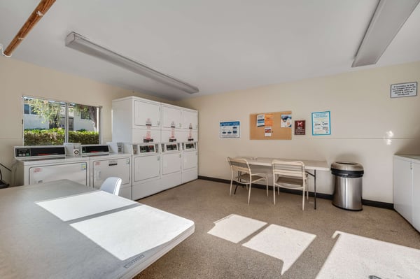 12200 Montecito Rd, H-101, Seal Beach, CA