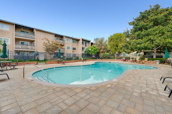 12200 Montecito Rd, H-101, Seal Beach, CA