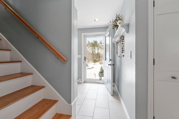 99 Flagler Drive, Holden, MA