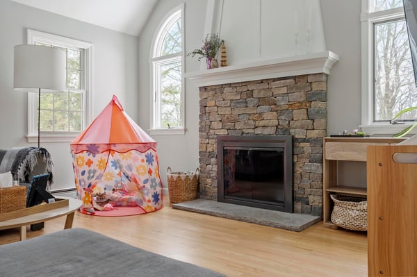 99 Flagler Drive, Holden, MA