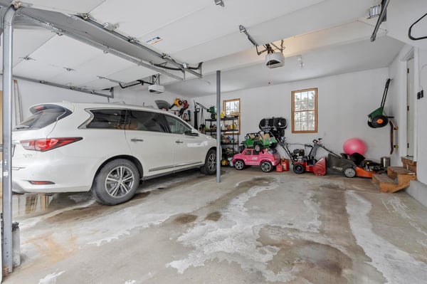 99 Flagler Drive, Holden, MA
