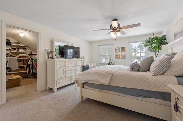 99 Flagler Drive, Holden, MA