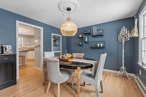 99 Flagler Drive, Holden, MA