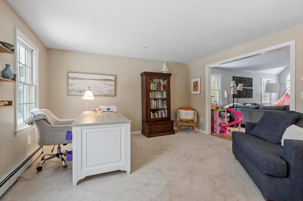99 Flagler Drive, Holden, MA