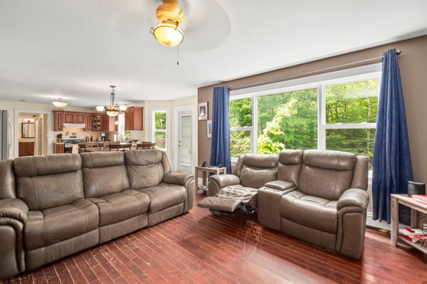 280 Daisywood Dr, Hammonds Plains, NS