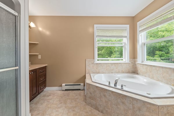 280 Daisywood Dr, Hammonds Plains, NS