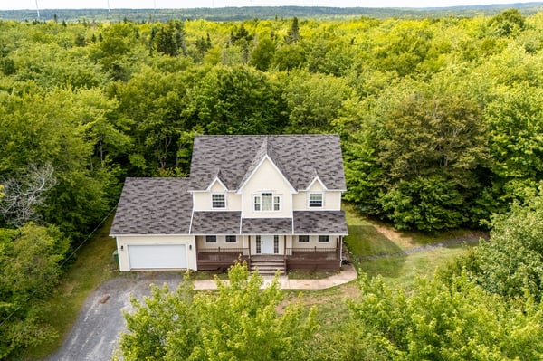 280 Daisywood Dr, Hammonds Plains, NS