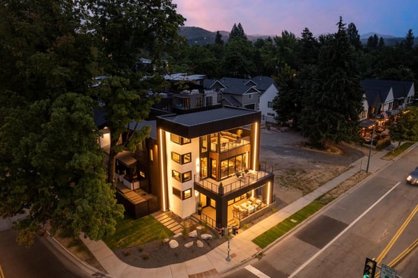 805 E Sherman Avenue, Coeur d'Alene, ID