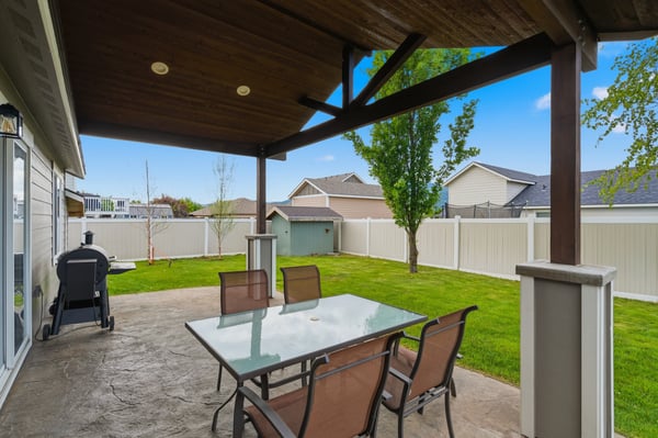 6825 W Soldier Creek Avenue, Rathdrum, ID