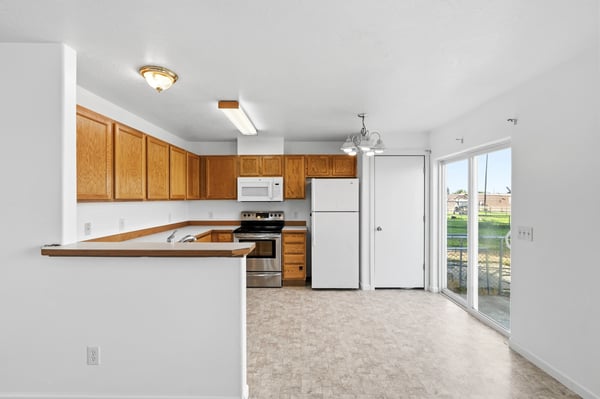 1613 E COEUR D ALENE AVE A & B, Post Falls, ID