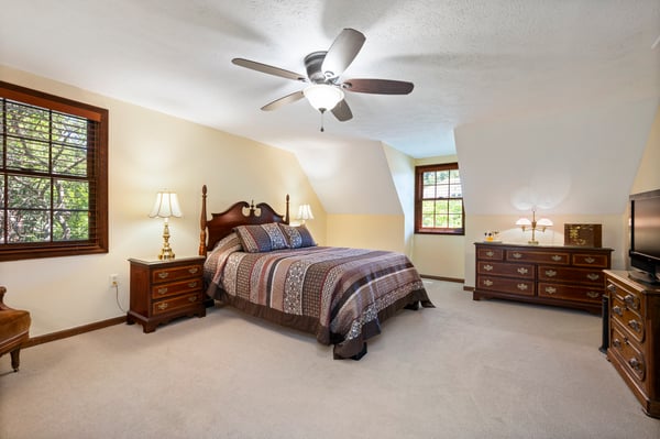 10207 Country Manor Lane, Wexford, PA