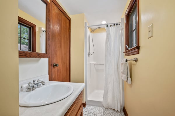324 Haugh Drive, Pittsburgh, PA