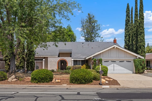17030 St Andrews Dr, Poway, CA