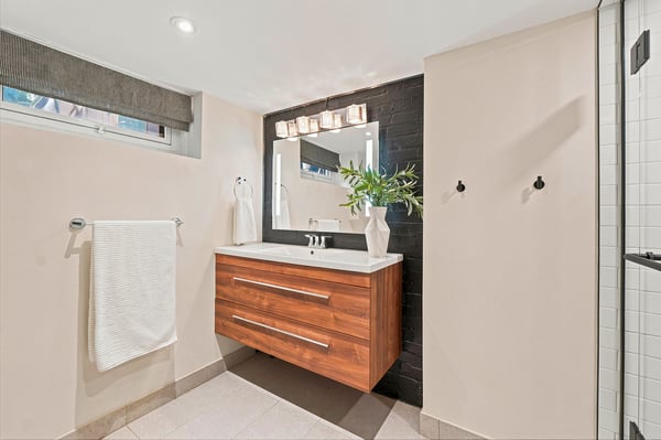 44 Gilmour Ave, Toronto, ON