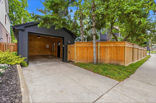 44 Gilmour Ave, Toronto, ON