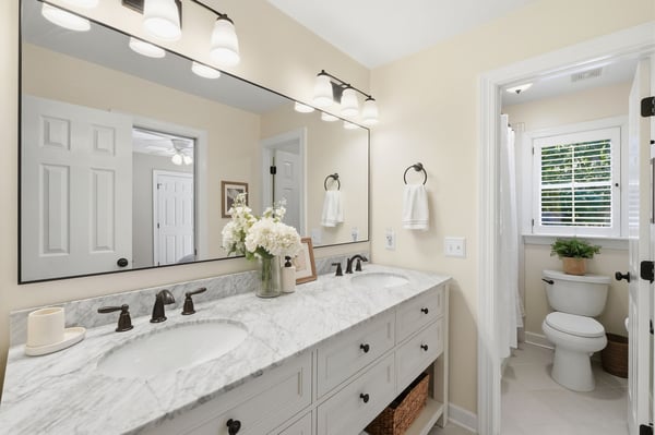 102 Southglen Drive, Cary, NC