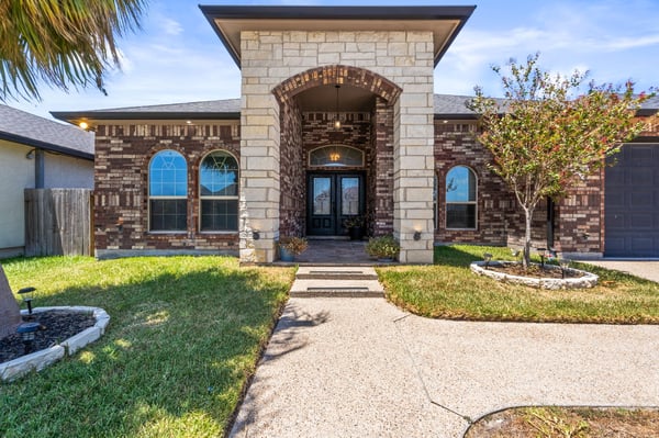 2429 Badlands Dr, Corpus Christi, TX