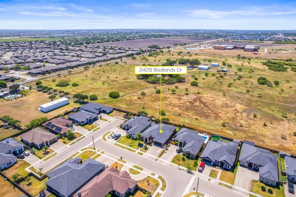 2429 Badlands Dr, Corpus Christi, TX