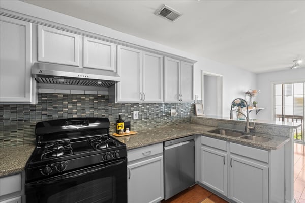 3231 Liberty Commons Drive, Kennesaw, GA