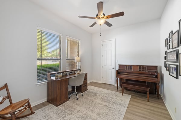 5301 Cardinal Flower Cv, Spicewood, TX