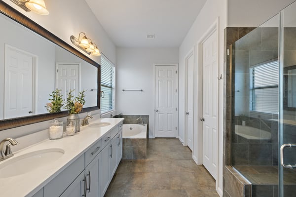 5301 Cardinal Flower Cv, Spicewood, TX