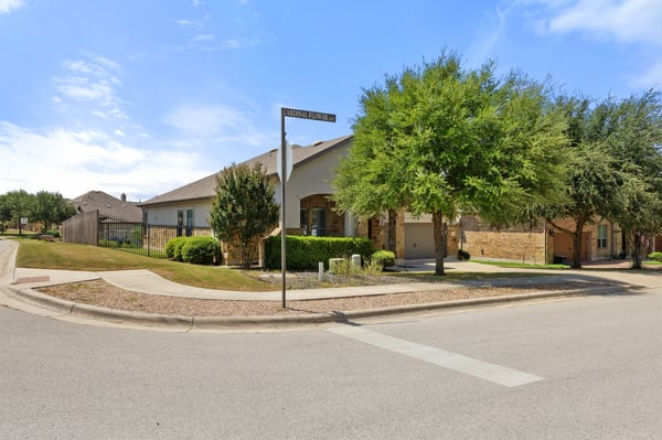 5301 Cardinal Flower Cv, Spicewood, TX