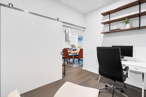 320 Miwate Private, 204, Ottawa, ON