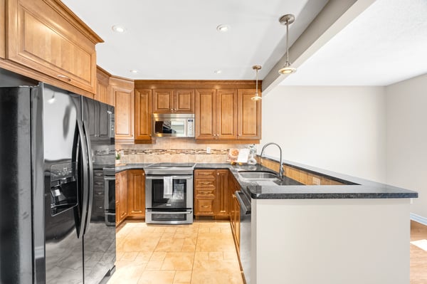475 Melbourne Avenue, Ottawa, ON