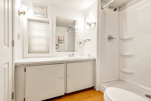 123 Davis Drive, Reedville, VA