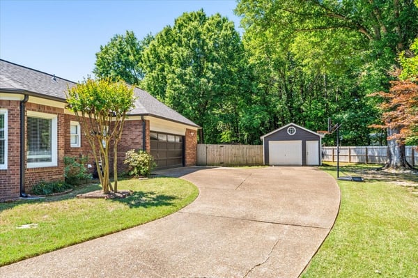 967 Autumn Oaks Circle, Collierville, TN