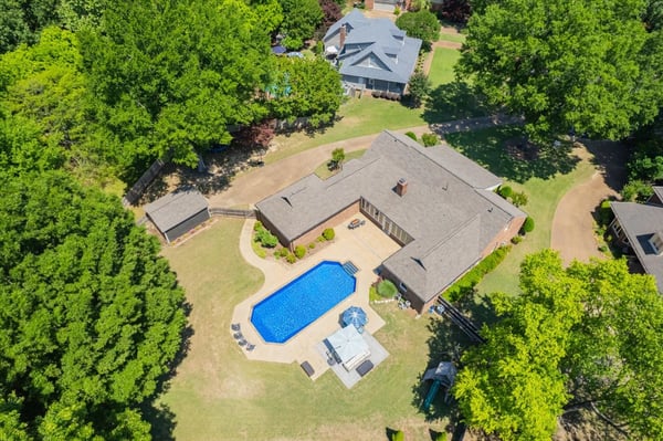 967 Autumn Oaks Circle, Collierville, TN