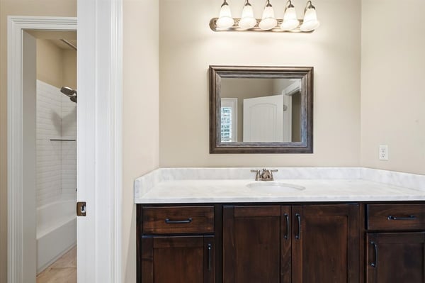 45 Greenbrier Lakes Cv, Piperton, TN