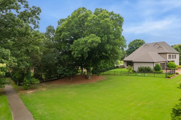 45 Greenbrier Lakes Cv, Piperton, TN