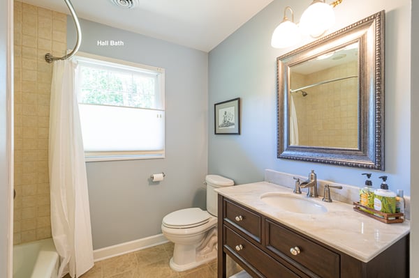 96 Larkspur Lane, Weems, VA